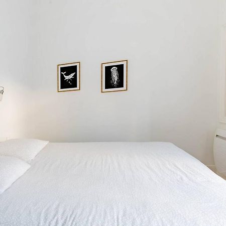Superbe Duplex De 70M2 Avec 2 Chambres En Hyper Centre Au Calme Sur Cour Classe 3 Etoiles Avec Parking En Option Ла-Рошель Экстерьер фото