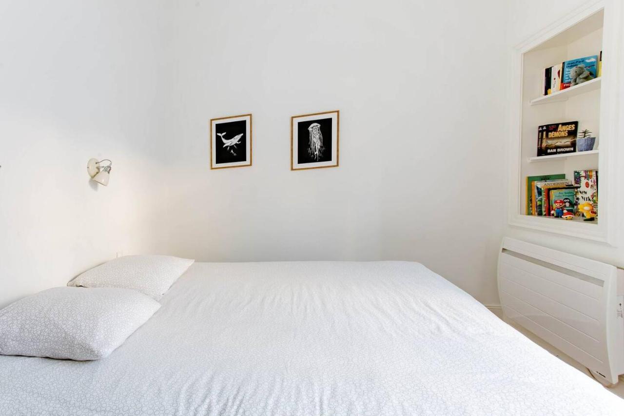 Superbe Duplex De 70M2 Avec 2 Chambres En Hyper Centre Au Calme Sur Cour Classe 3 Etoiles Avec Parking En Option Ла-Рошель Экстерьер фото